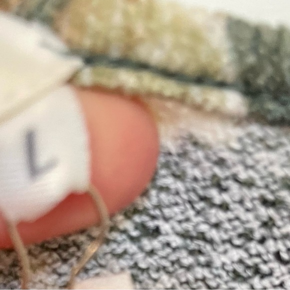 Fall Ruffled Sweater - Picture 5 of 9